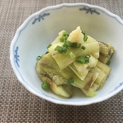 焼き茄子のエゴマオイル